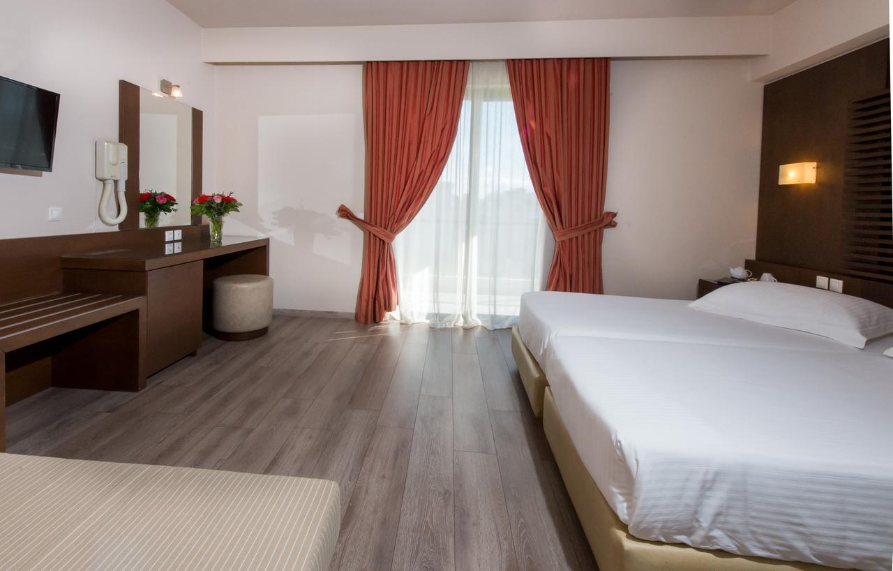 Agrinio Imperial Hotel Eksteriør billede